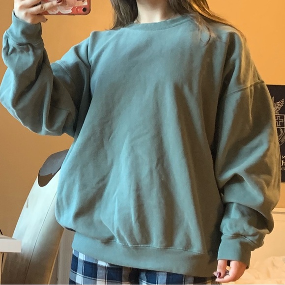 Brandy Melville Sage Green Erica Sweatshirt - Picture 2 of 5